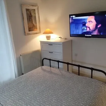 Cosy Flat Helexpo In Old Selanik
