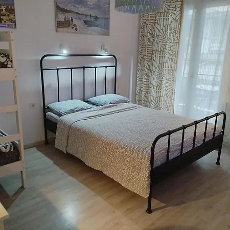 Cosy Flat Helexpo In Old Daire